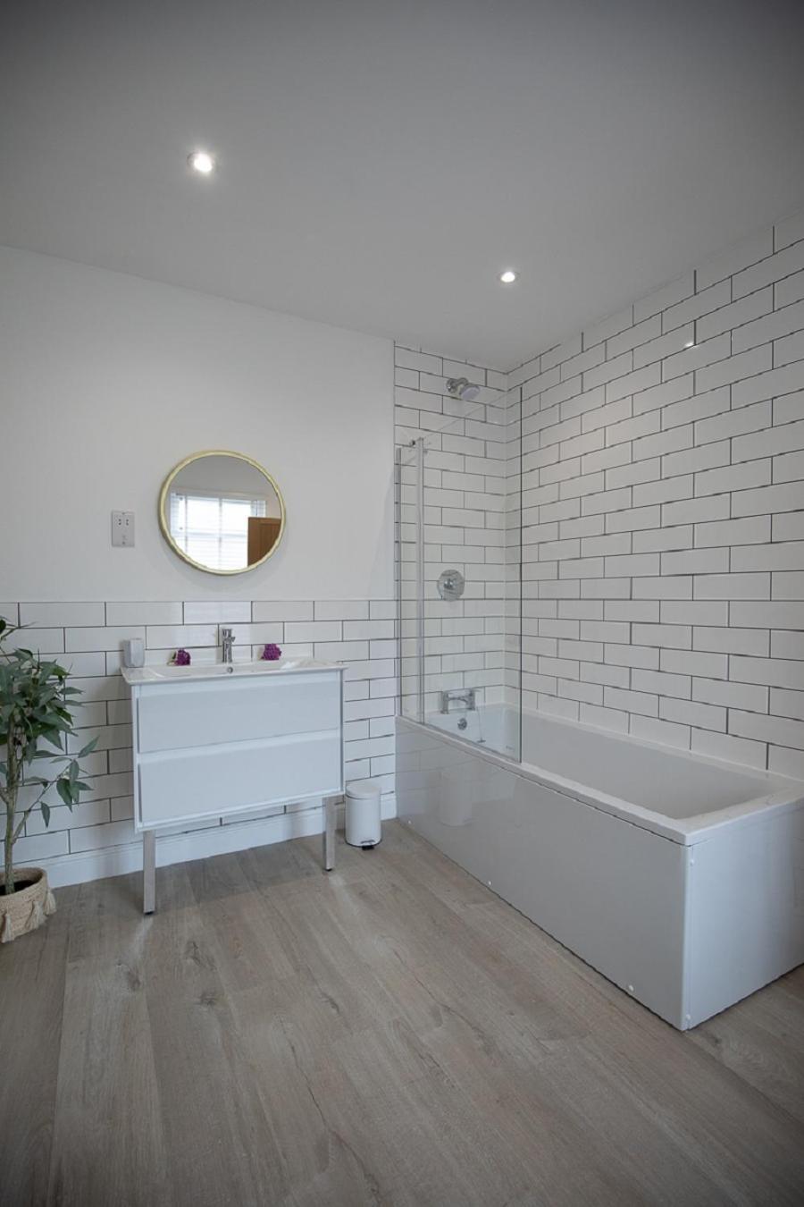 Sea Renity Vila Whitby Exterior foto