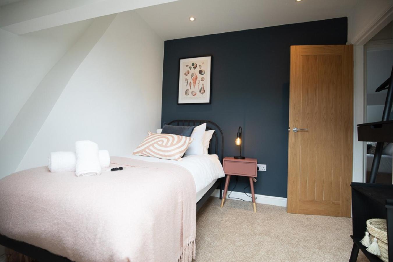 Sea Renity Vila Whitby Exterior foto